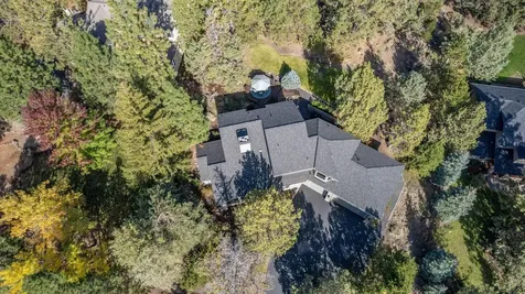 1648 NW Summit Drive Bend OR 97703