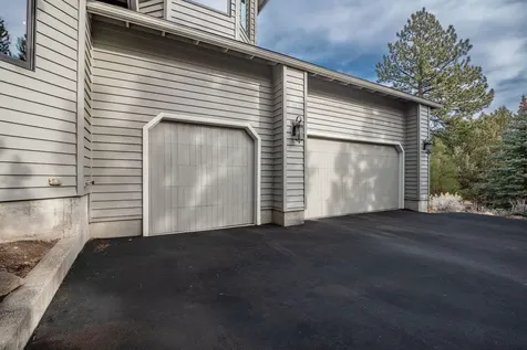 1648 NW Summit Drive Bend OR 97703