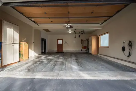 1648 NW Summit Drive Bend OR 97703