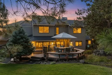 1648 NW Summit Drive Bend OR 97703