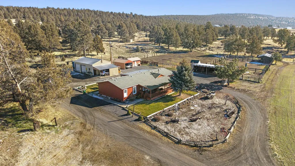 5415 Haskins Road Bonanza OR 97623