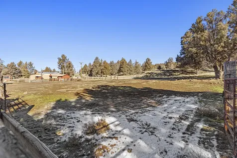 5415 Haskins Road Bonanza OR 97623