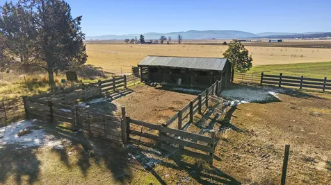 5415 Haskins Road Bonanza OR 97623