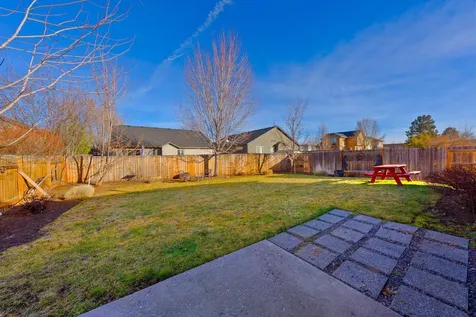 3115 SW Peridot Avenue Redmond OR 97756