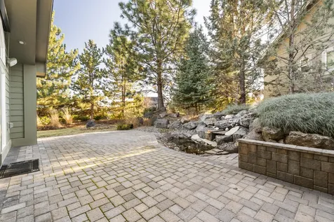 1895 Murrelet Drive Redmond OR 97756