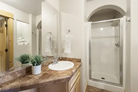 1895 Murrelet Drive Redmond OR 97756