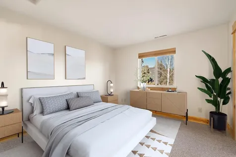 1895 Murrelet Drive Redmond OR 97756