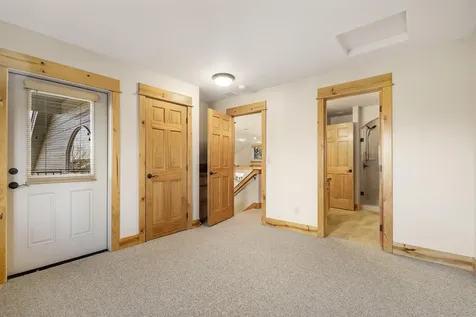 1895 Murrelet Drive Redmond OR 97756