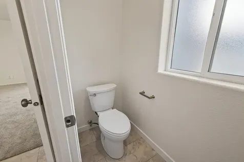 1865 NE 6th Street Redmond OR 97756