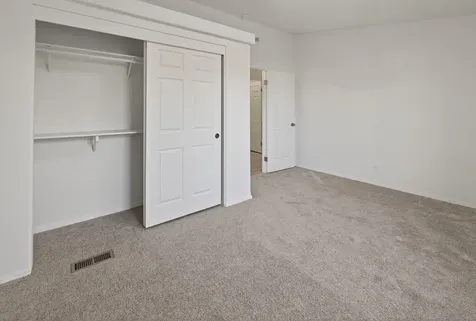1865 NE 6th Street Redmond OR 97756