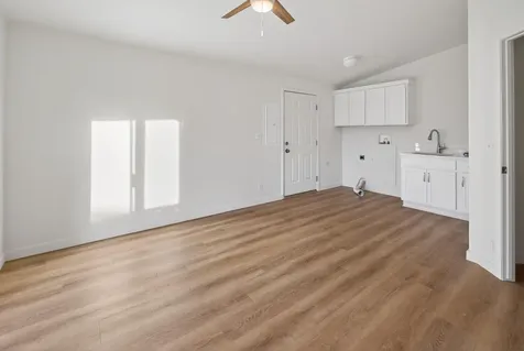 1865 NE 6th Street Redmond OR 97756
