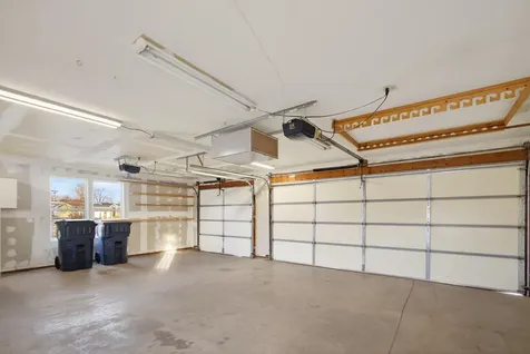 1865 NE 6th Street Redmond OR 97756