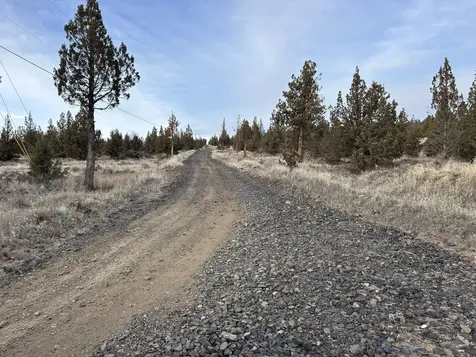 3021 SE Indian Lane Prineville OR 97754