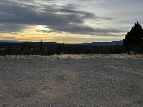3021 SE Indian Lane Prineville OR 97754