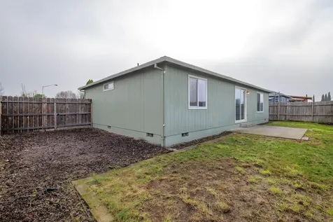 7973 Isabella Way White City OR 97503