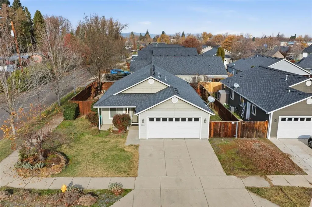 311 Isabel Drive Medford OR 97501
