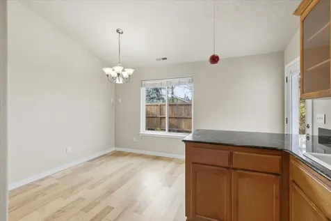 311 Isabel Drive Medford OR 97501
