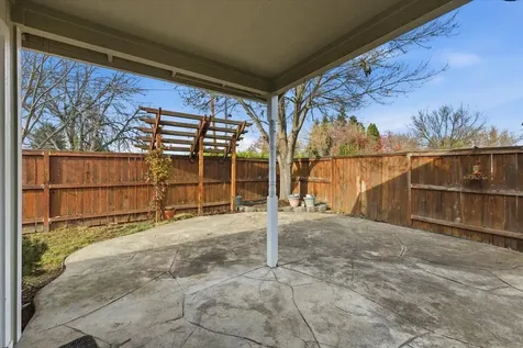 311 Isabel Drive Medford OR 97501