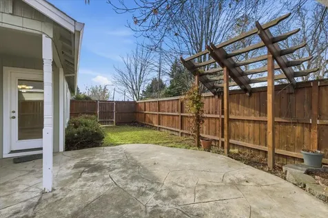 311 Isabel Drive Medford OR 97501