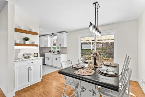 885 Mountain View Drive Eagle Point OR 97524