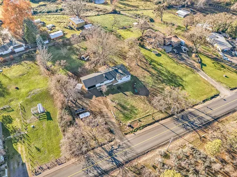 885 Mountain View Drive Eagle Point OR 97524
