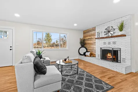 885 Mountain View Drive Eagle Point OR 97524