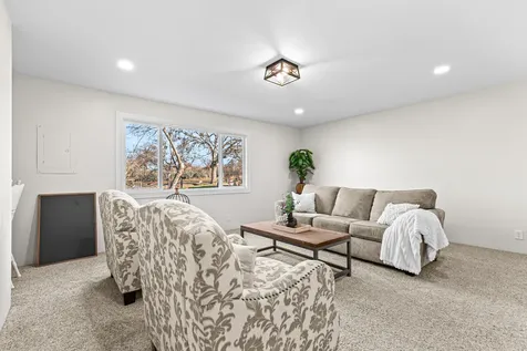 885 Mountain View Drive Eagle Point OR 97524