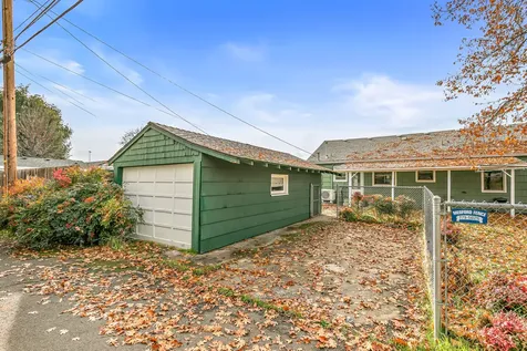 641 S Ivy Street Medford OR 97501