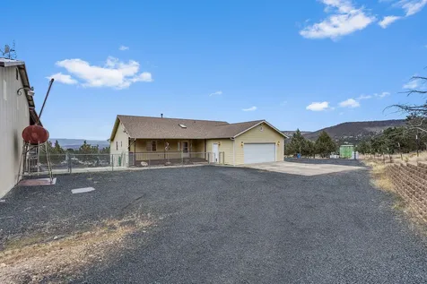 7082 SE Night Hawk Drive Prineville OR 97754