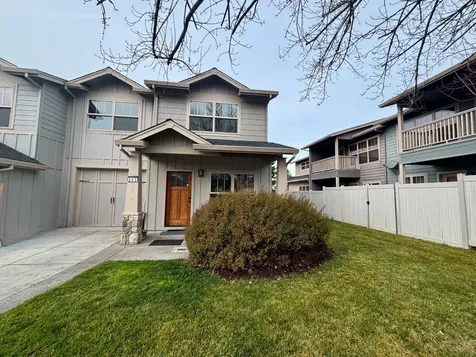 3126 Alameda Street Medford OR 97504