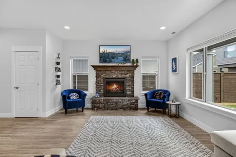 20583 Rolen Avenue Bend OR 97702