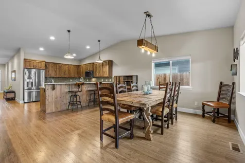 4980 SW Zenith Avenue Redmond OR 97756