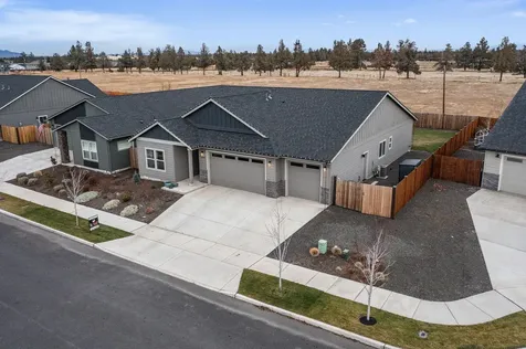 4980 SW Zenith Avenue Redmond OR 97756
