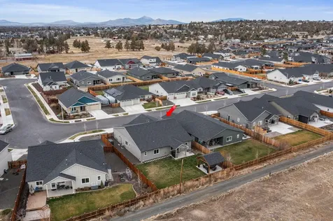 4980 SW Zenith Avenue Redmond OR 97756