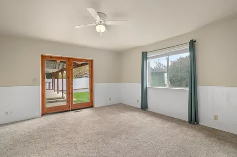 1517 Molly Lane Grants Pass OR 97527