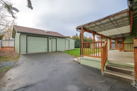 1517 Molly Lane Grants Pass OR 97527