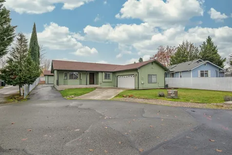 1517 Molly Lane Grants Pass OR 97527