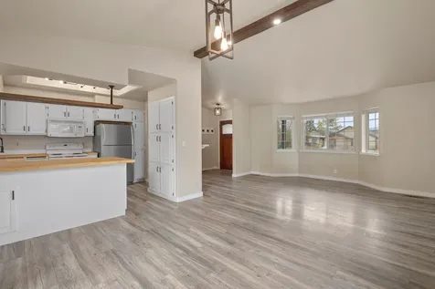 1517 Molly Lane Grants Pass OR 97527