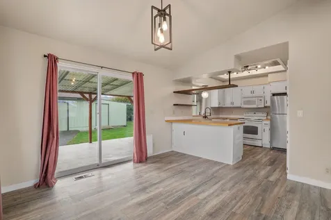 1517 Molly Lane Grants Pass OR 97527