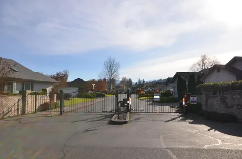 2228 Egret Court Grants Pass OR 97526