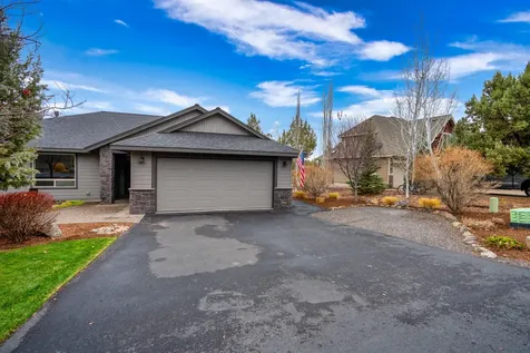 10064 Juniper Glen Circle Redmond OR 97756