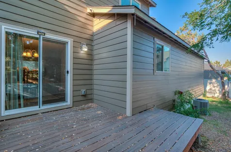 2224 NE Indigo Lane Bend OR 97701