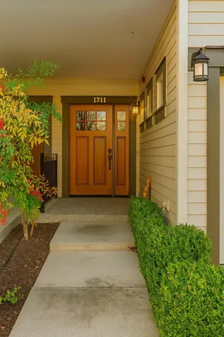 1711 Softwood Way Grants Pass OR 97526
