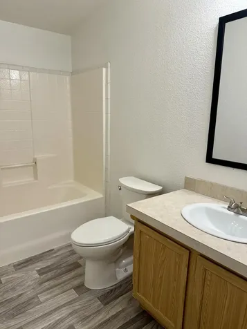 470 SE 10th Street Madras OR 97741