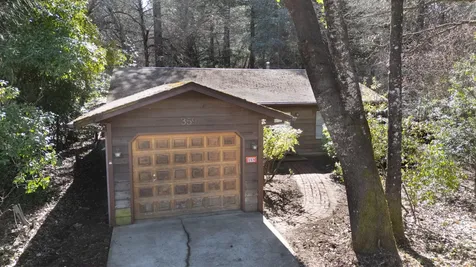 359 Wells Drive Cave Junction OR 97523
