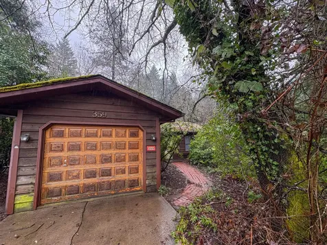 359 Wells Drive Cave Junction OR 97523