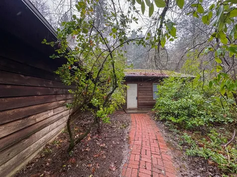 359 Wells Drive Cave Junction OR 97523