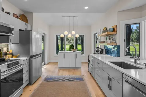 60733 Willow Creek Loop Bend OR 97702