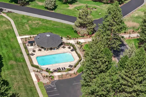 60733 Willow Creek Loop Bend OR 97702