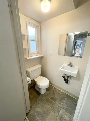 36 Dewey Street Ashland OR 97520